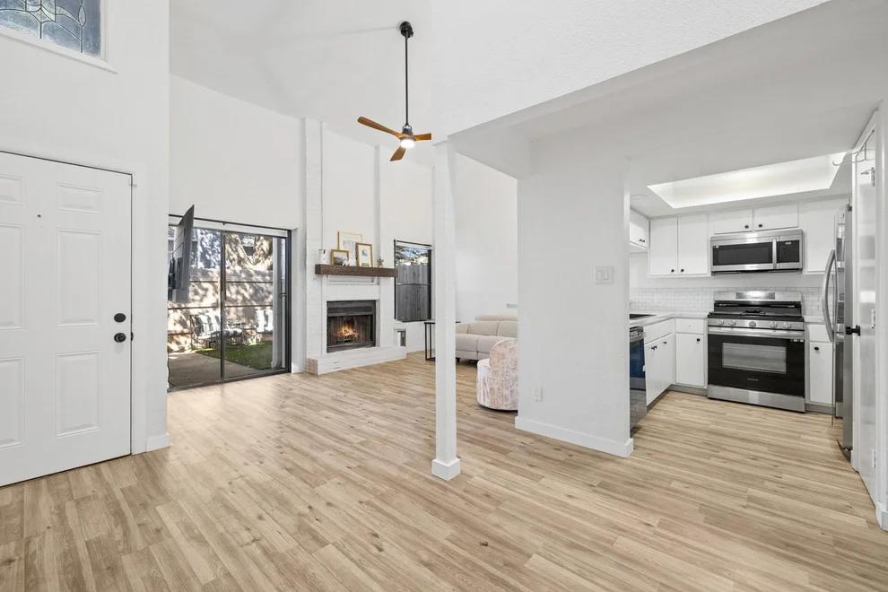 Unit for sale at 1010 W Rundberg LN, Austin, TX 78758