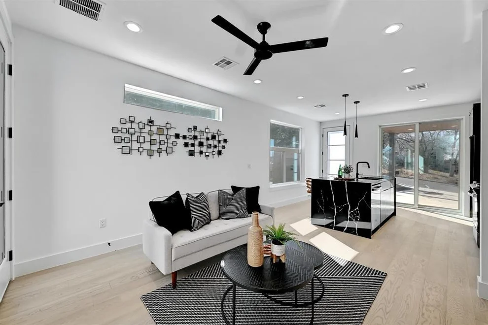 Unit for sale at 1117 Lawson LN, Austin, TX 78702