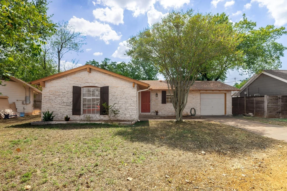 Unit for sale at 211 E Lisa DR, Austin, TX 78752