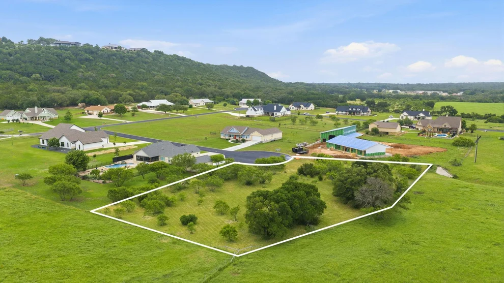 Unit for sale at 104 Round Up CIR, Burnet, TX 78611