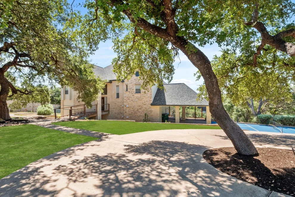 Unit for sale at 18113 Travis DR, Lago Vista, TX 78645