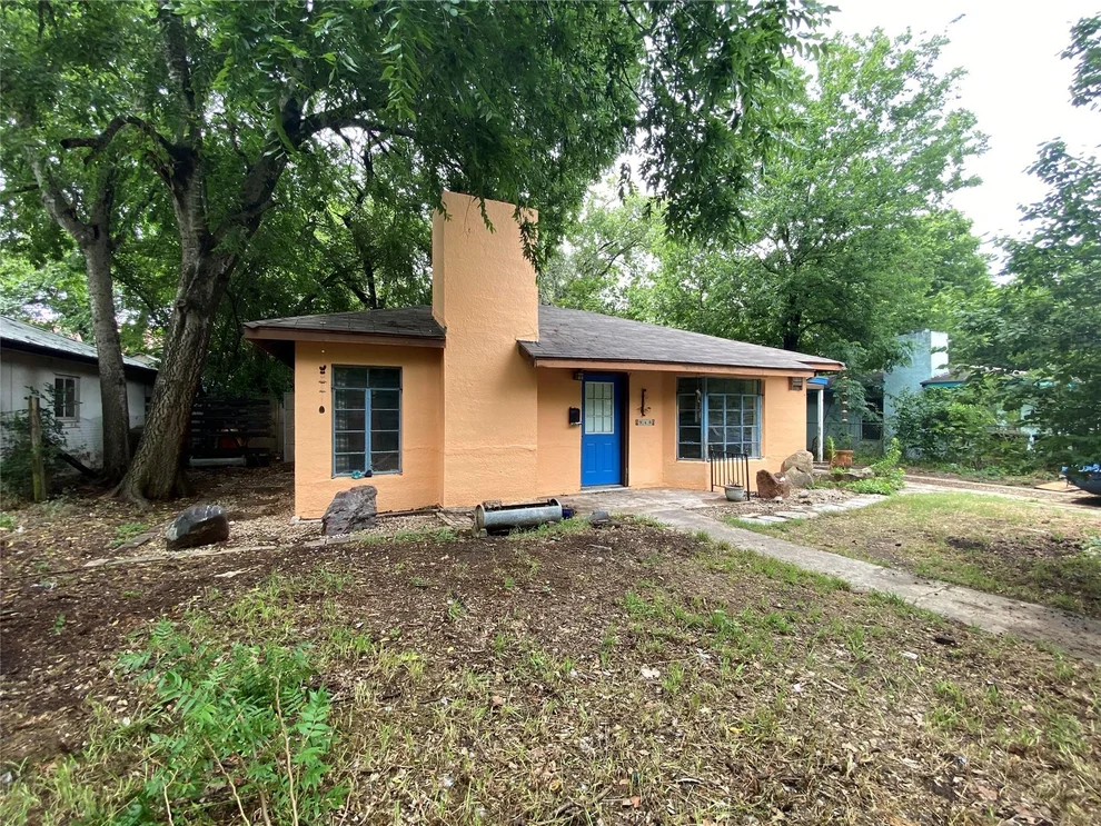 Unit for sale at 948 Sycamore ST, San Marcos, TX 78666