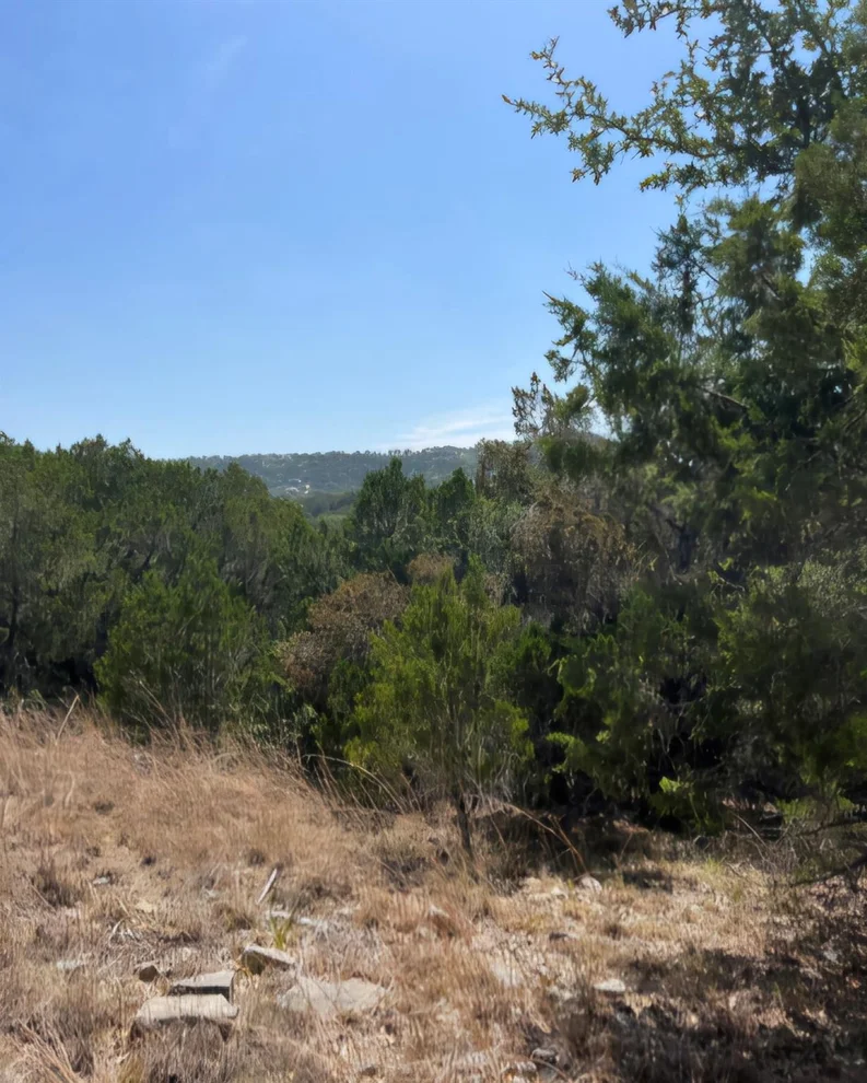 Unit for sale at 8118 Foothill CV, Lago Vista, TX 78645