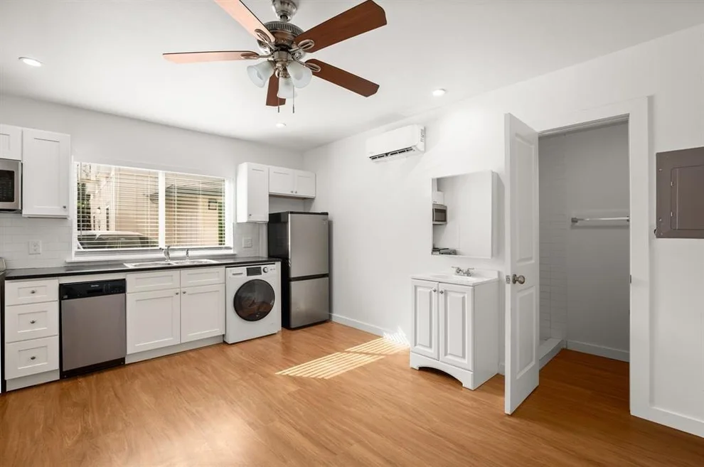 Unit for sale at 306 E 30th ST, Austin, TX 78705