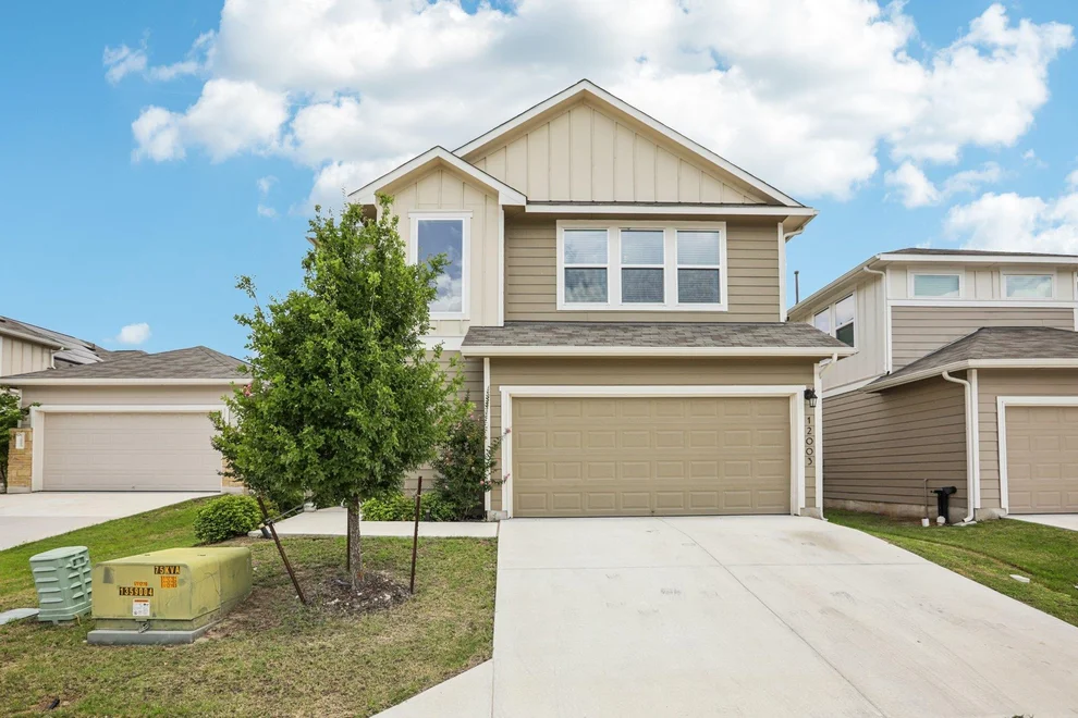 Unit for sale at 12003 Corsicana TRL, Manor, TX 78653