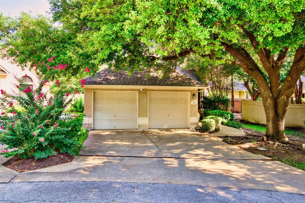 Unit for sale at 6 Muirfield Greens CV, Lakeway, TX 78738