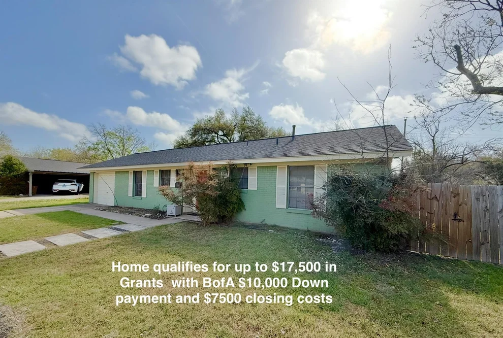 Unit for sale at 8301 Weyburn DR, Austin, TX 78757