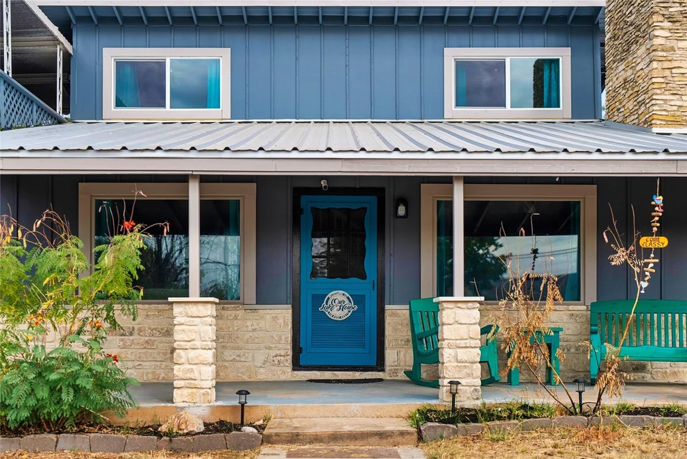 Unit for sale at 306 S Timberhill DR, Granite Shoals, TX 78654