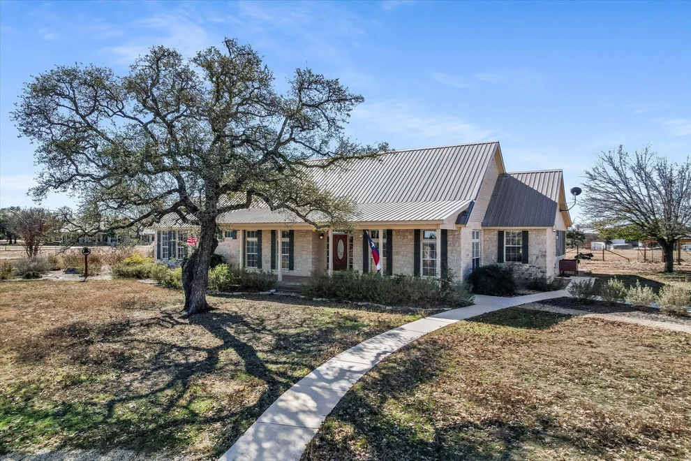 Unit for sale at 842 Boos LN, Fredericksburg, TX 78624