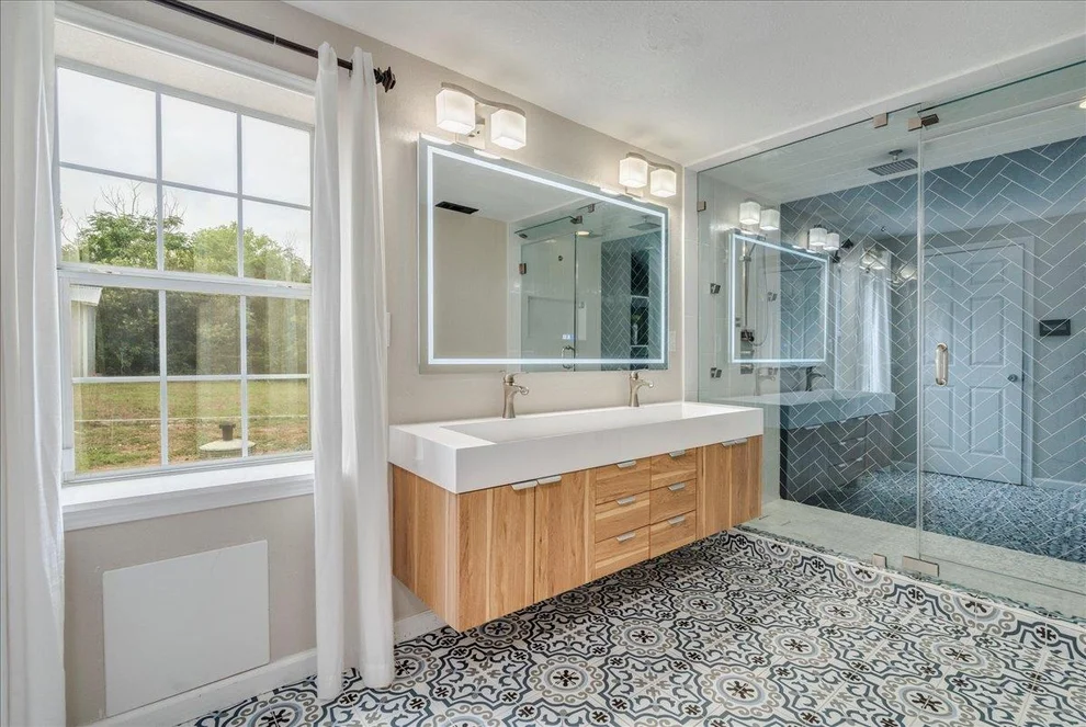 Unit for sale at 8204 Williamson Creek DR, Austin, TX 78736