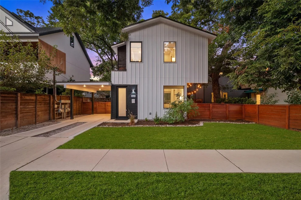 Unit for sale at 1210 Holly ST, Austin, TX 78702