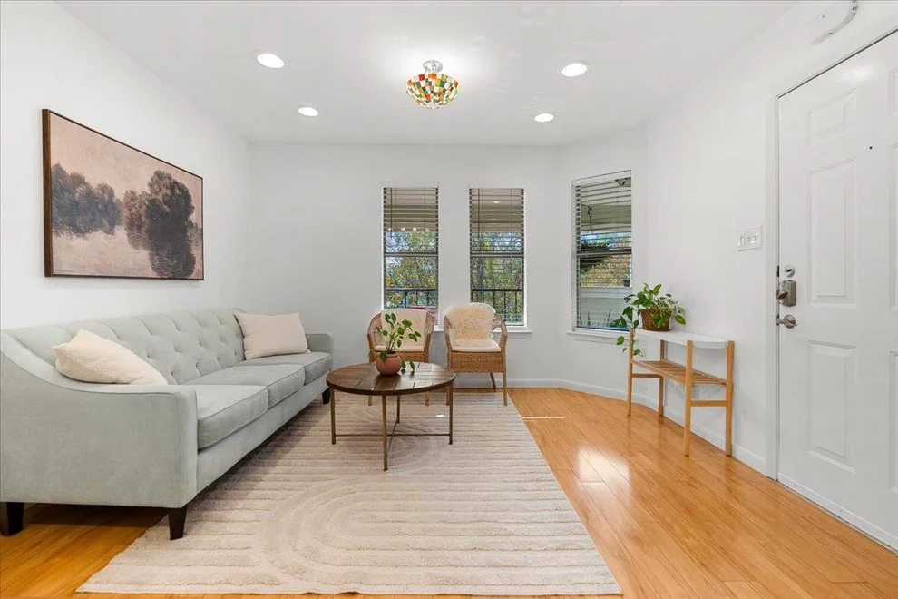 Unit for sale at 2104 Cullen Ave, Austin, TX 78757