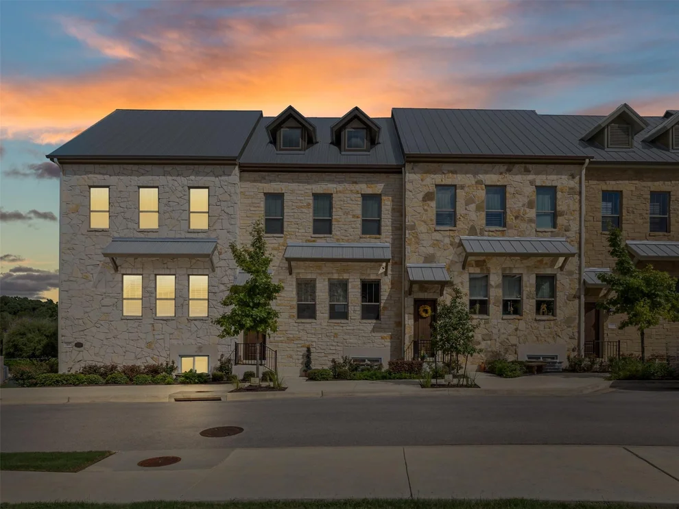Unit for sale at 365 Adams ST, Georgetown, TX 78628