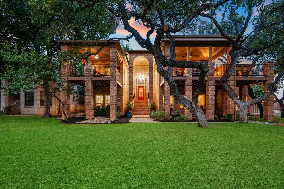 Unit for sale at 334 Explorer, Lakeway, TX 78734