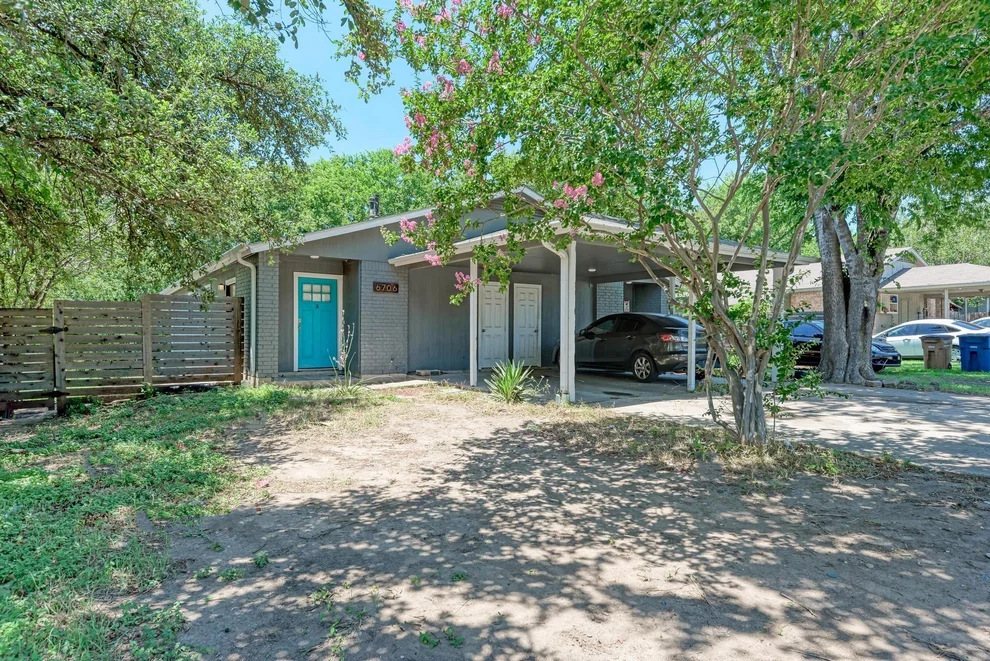 Unit for sale at 6706 Wentworth DR, Austin, TX 78724