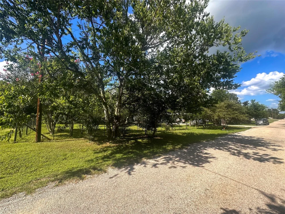 Unit for sale at 144 San Jacinto ST, Bastrop, TX 78602