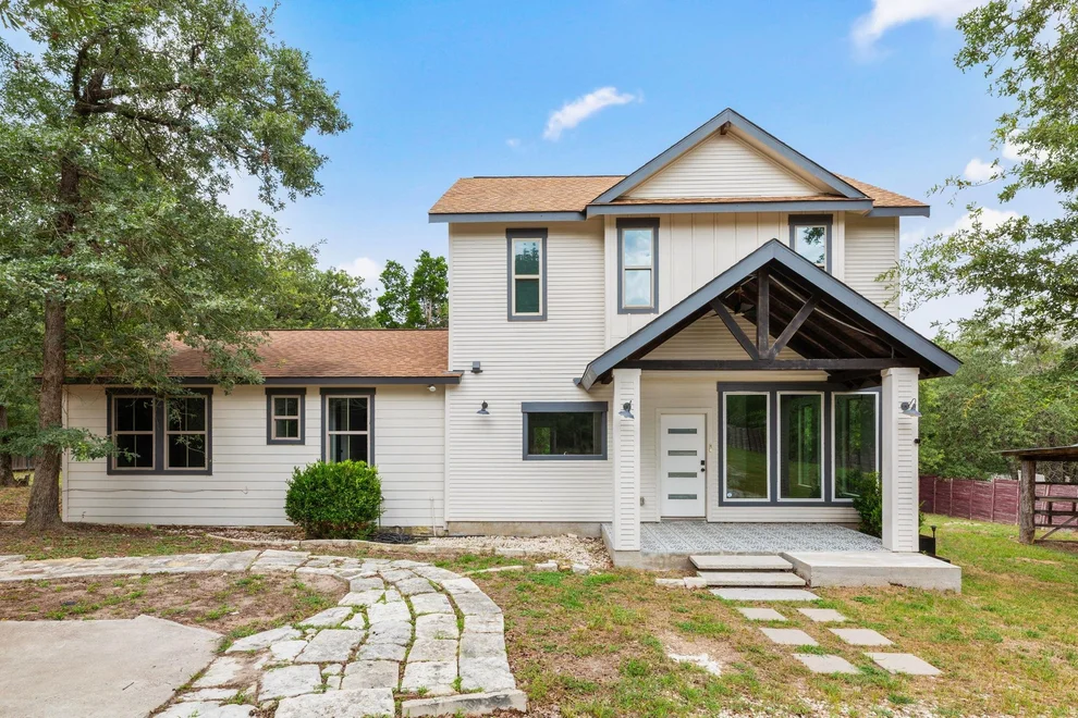 Unit for sale at 118 Camino De Agua, Elgin, TX 78621
