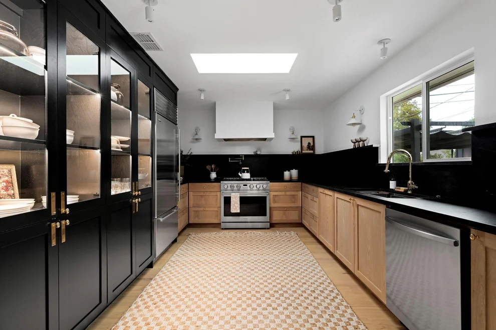 Unit for sale at 5405 Porsche LN, Austin, TX 78749