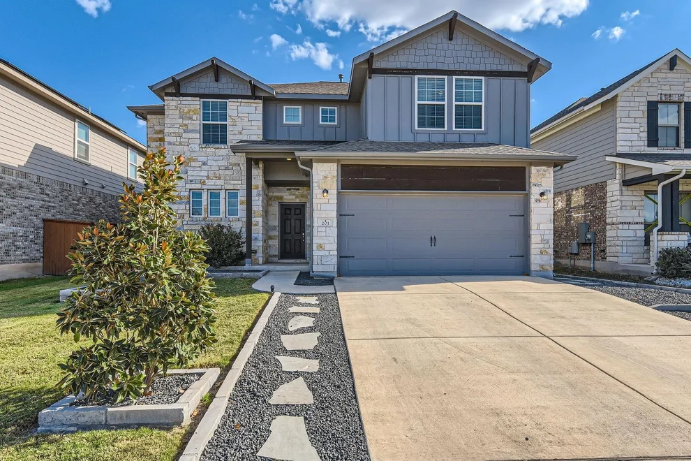 Unit for sale at 201 Double Mountain RD, Liberty Hill, TX 78642