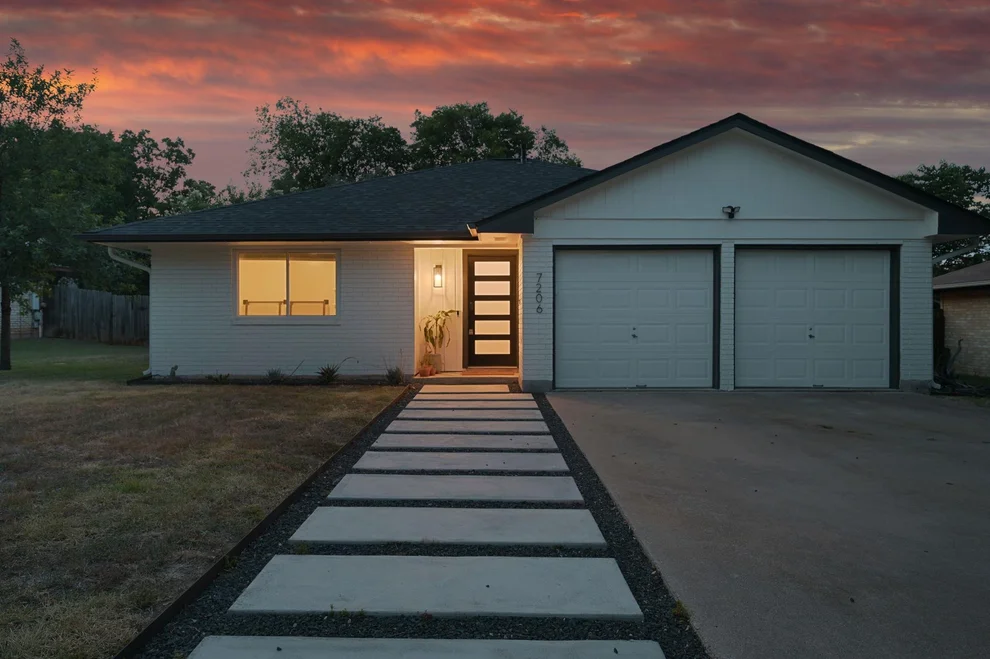 Unit for sale at 7206 Chuck Wagon TRL, Austin, TX 78749