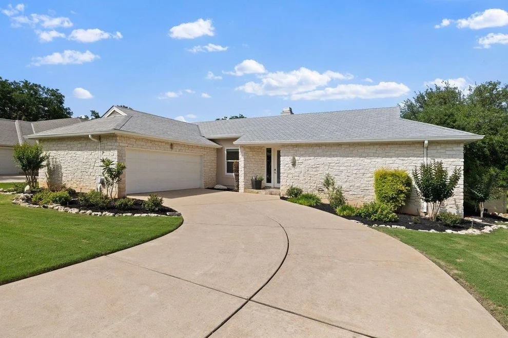 Unit for sale at 109 Double Eagle DR, Austin, TX 78738