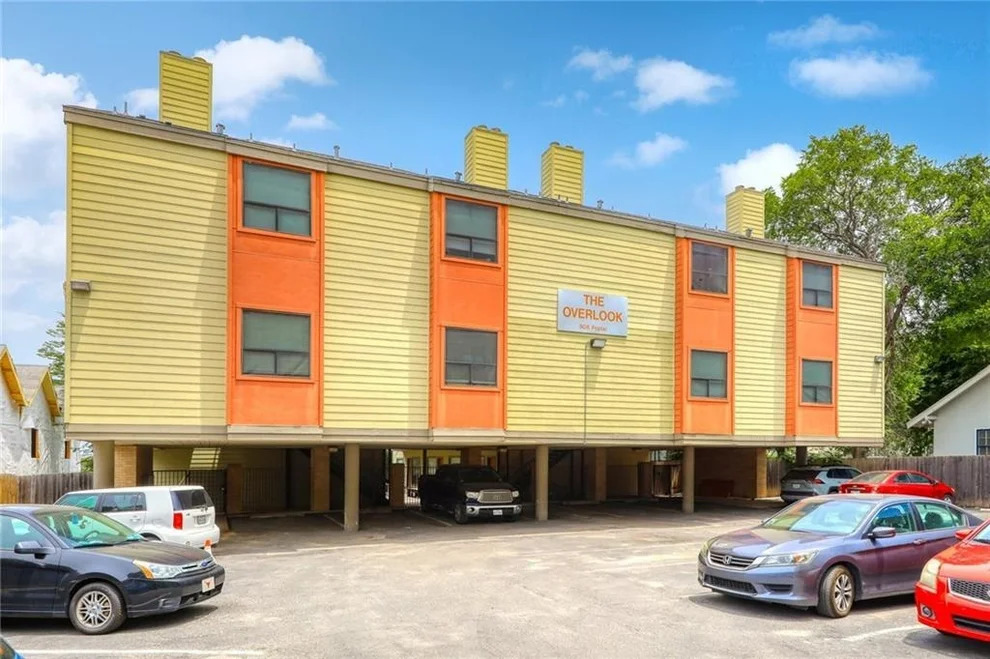 Unit for sale at 908 Poplar ST, Austin, TX 78705