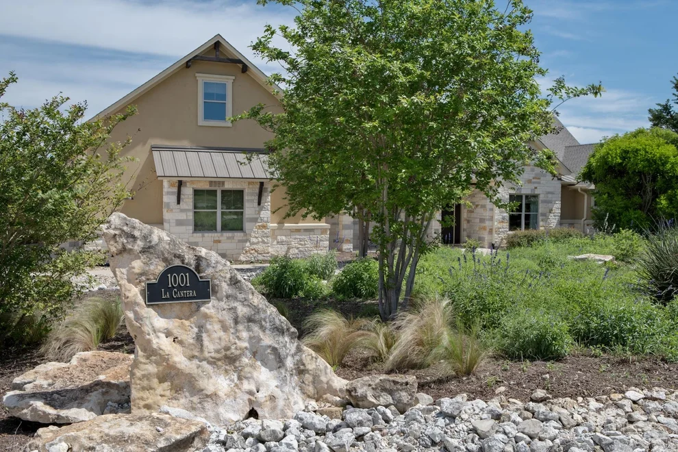 Unit for sale at 1001 La Cantera, Leander, TX 78641