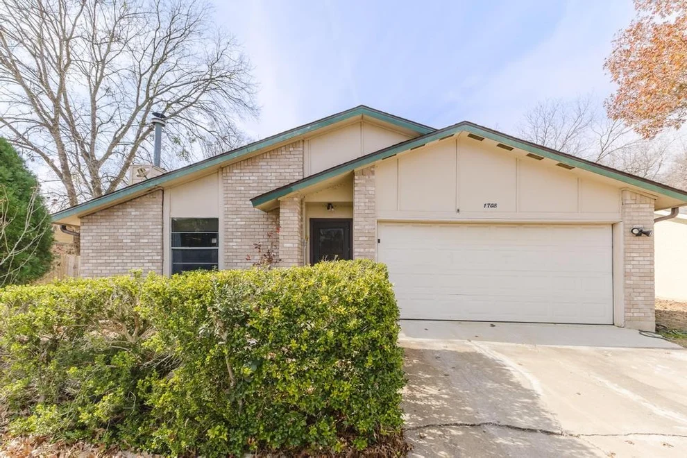 Unit for sale at 1708 W Mesa Park DR, Round Rock, TX 78664