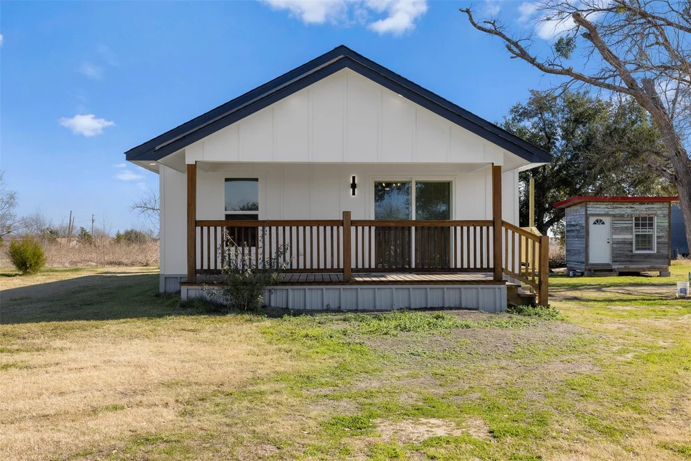 Unit for sale at 222 4th ST, Ben Arnold, TX 76519