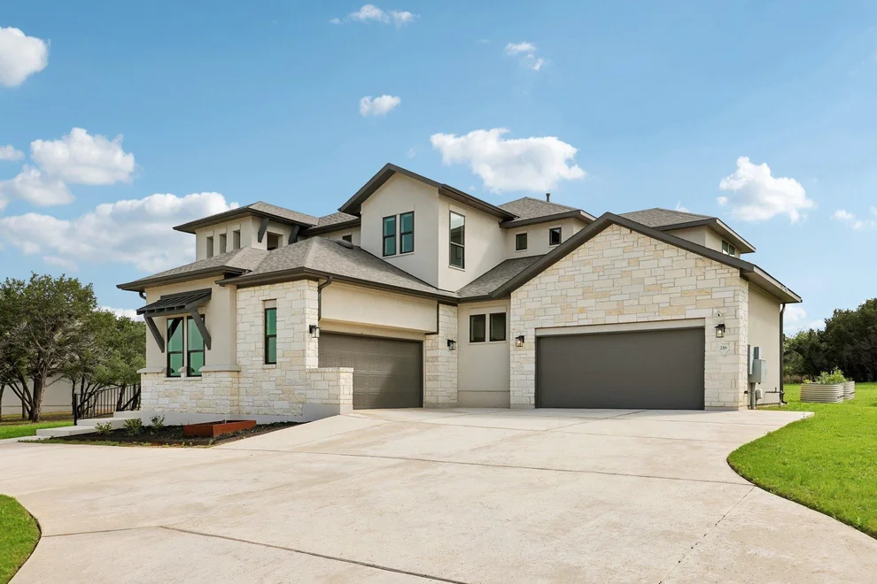 Unit for sale at 216 Spence LN, Liberty Hill, TX 78642