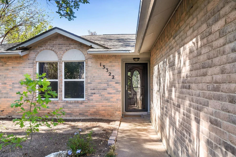 Unit for sale at 13322 Villa Park DR, Austin, TX 78729