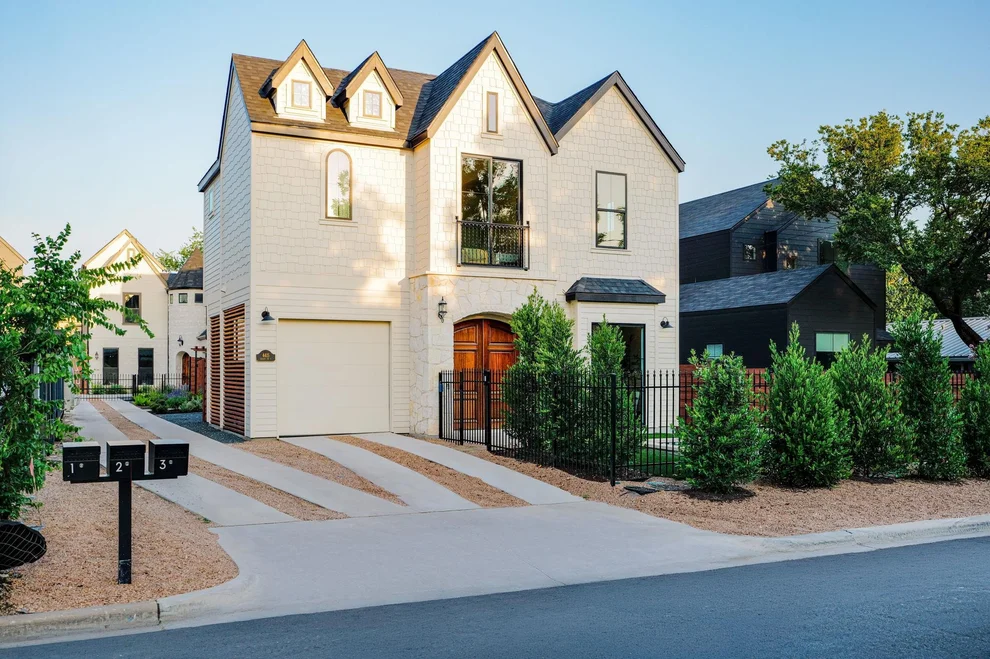 Unit for sale at 4415 Gillis ST, Austin, TX 78745