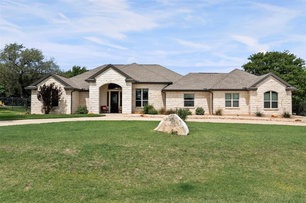 Unit for sale at 4950 Lago Vista DR, Belton, TX 76513