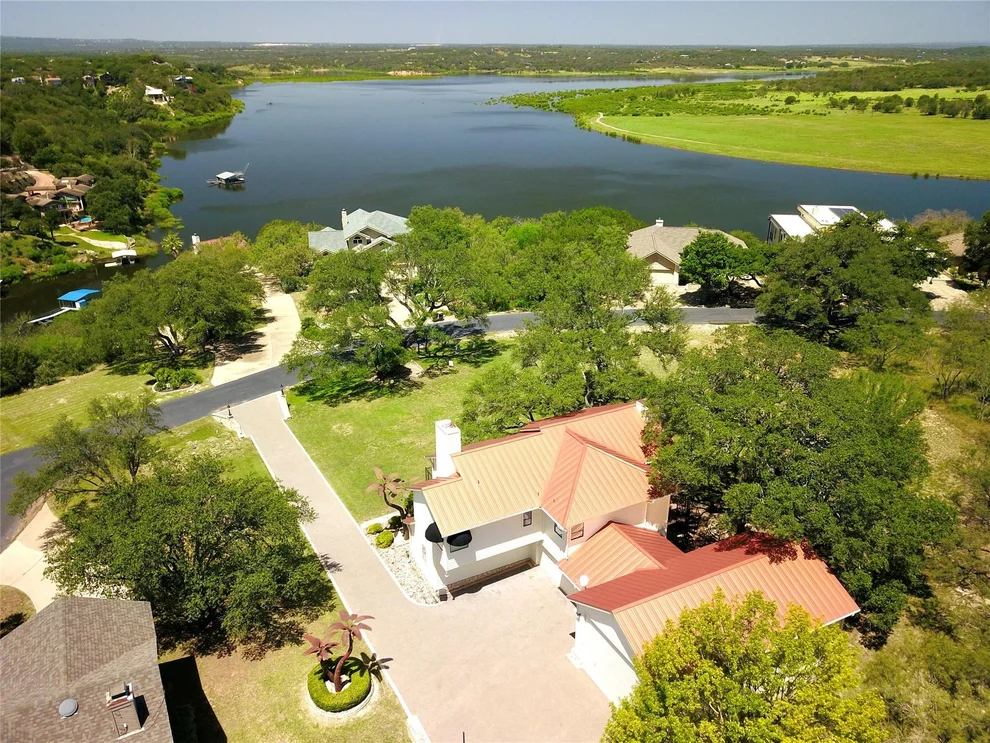 Unit for sale at 333 Quail Run CT, Spicewood, TX 78669