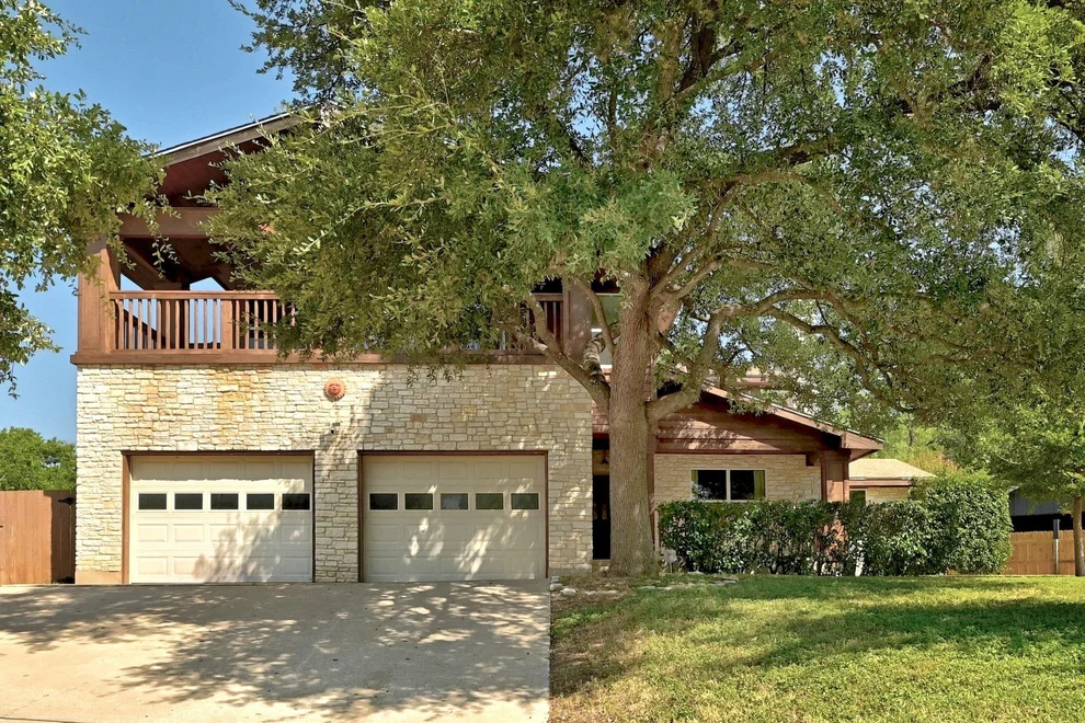 Unit for sale at 1904 Cedar Ridge DR, Austin, TX 78741
