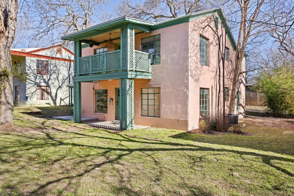 Unit for sale at 1500 Kirkwood RD, Austin, TX 78722