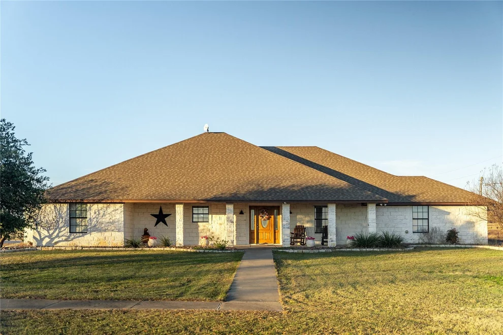 Unit for sale at 1201 FM 107, Gatesville, TX 76528