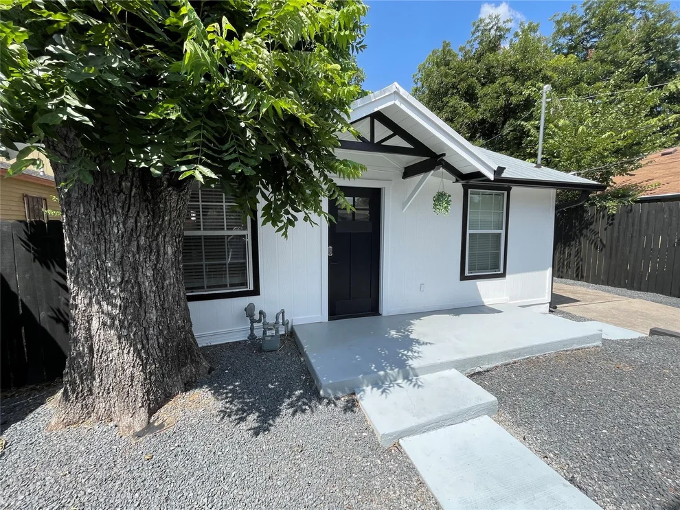 Unit for sale at 2402 Santa Rita ST, Austin, TX 78702