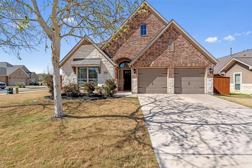 Unit for sale at 6021 Scenic Lake DR, Georgetown, TX 78626