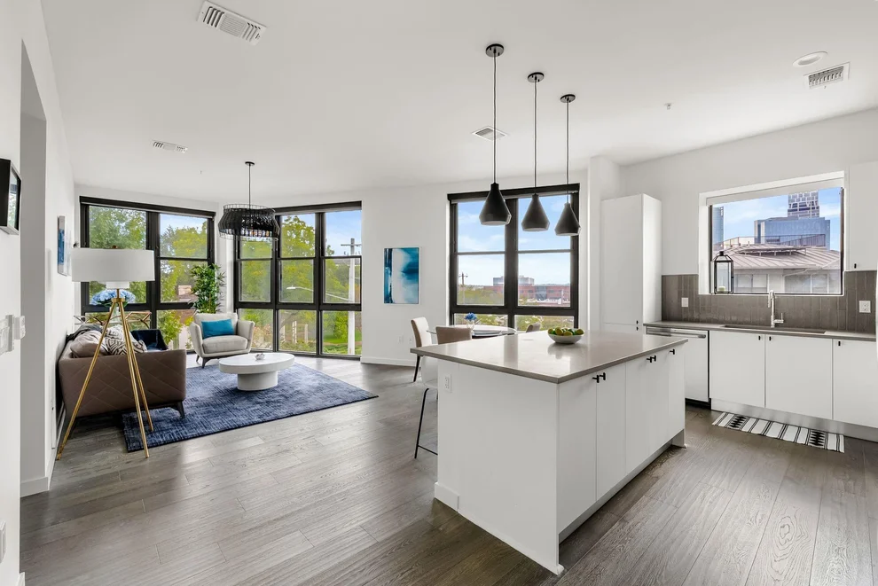 Unit for sale at 800 Embassy DR, Austin, TX 78702