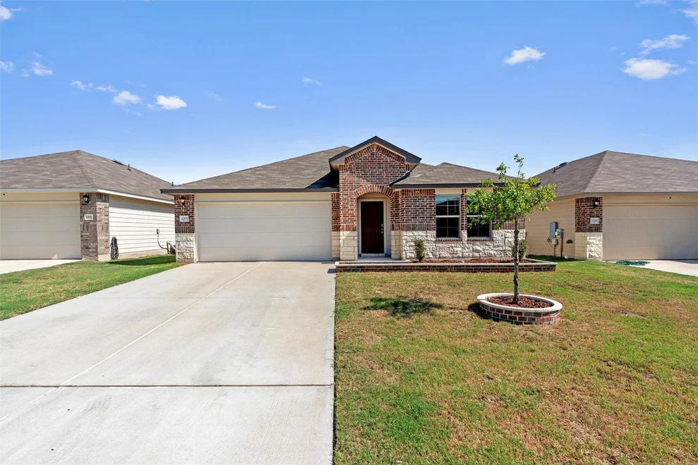 Unit for sale at 1005 Taggart CT, Jarrell, TX 76537