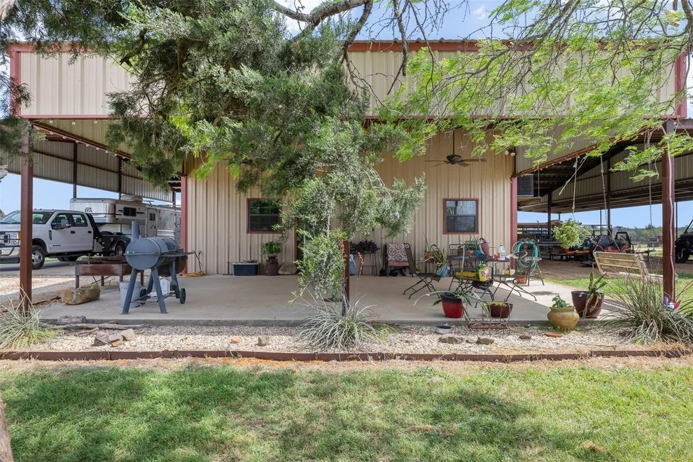 Unit for sale at 131 County Road 279, Kosse, TX 76653