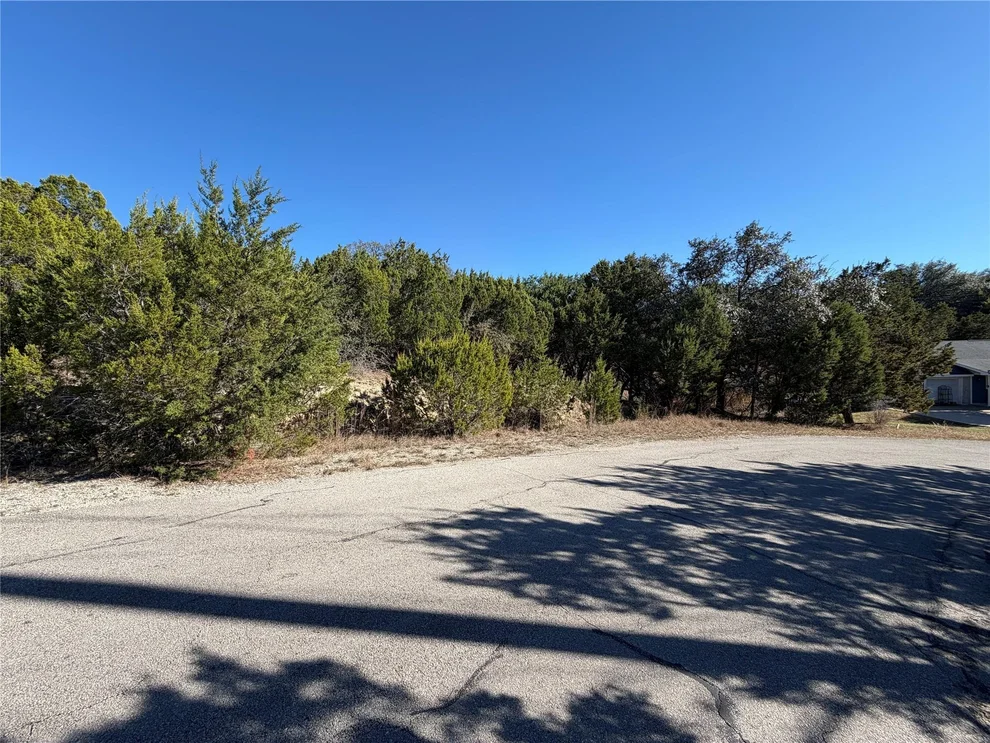 Unit for sale at 5001 Arrowhead DR, Lago Vista, TX 78645