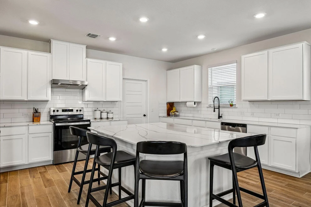 Unit for sale at 12720 Oxford Vineyard LN, Manor, TX 78653