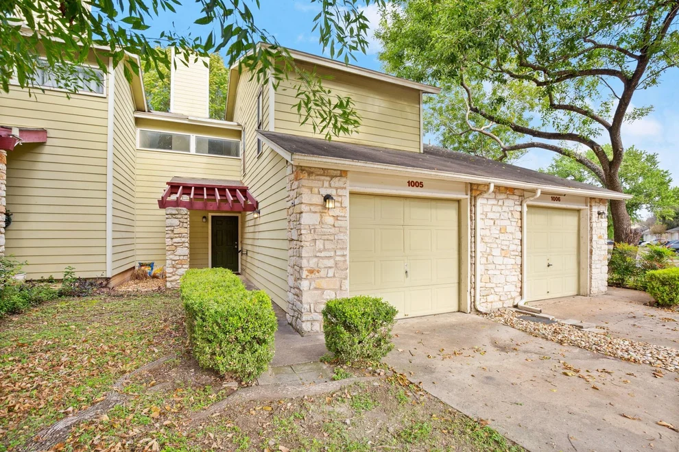 Unit for sale at 512 Eberhart LN, Austin, TX 78745
