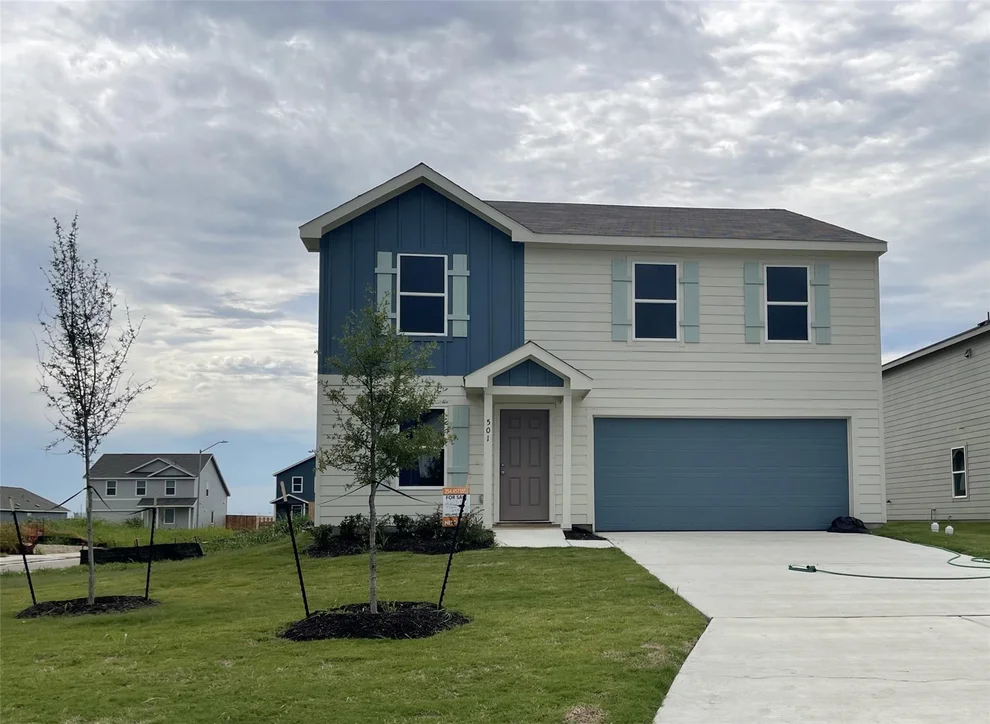 Unit for sale at 501 Rueben Ave, Holland, TX 76534