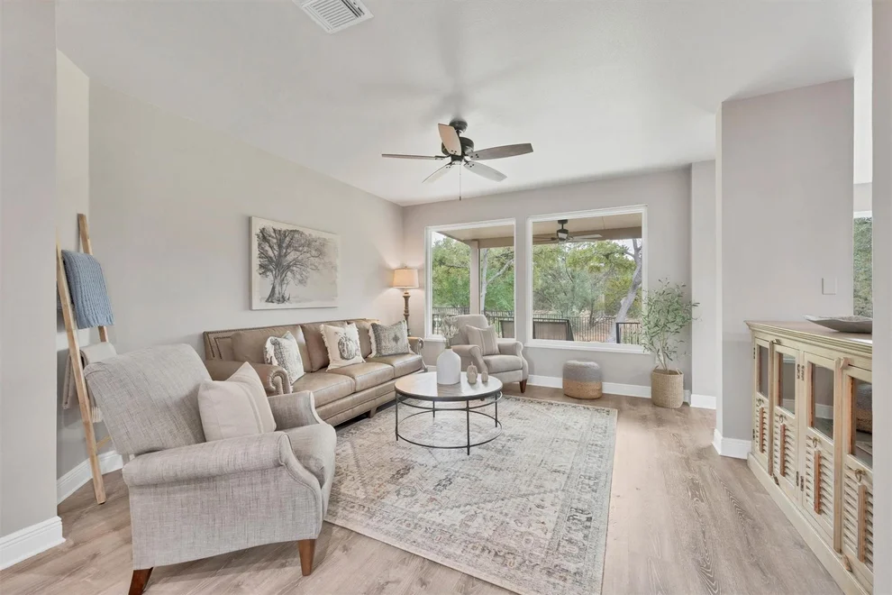 Unit for sale at 104 Larkspur LN, Georgetown, TX 78633