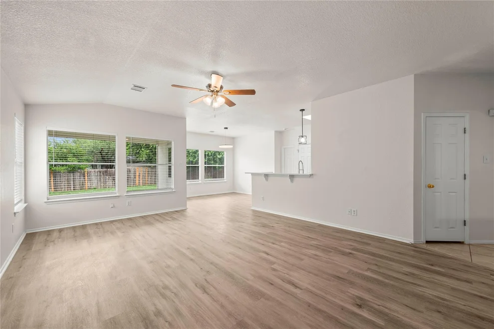 Unit for sale at 3920 Whitey Ford WAY, Round Rock, TX 78665