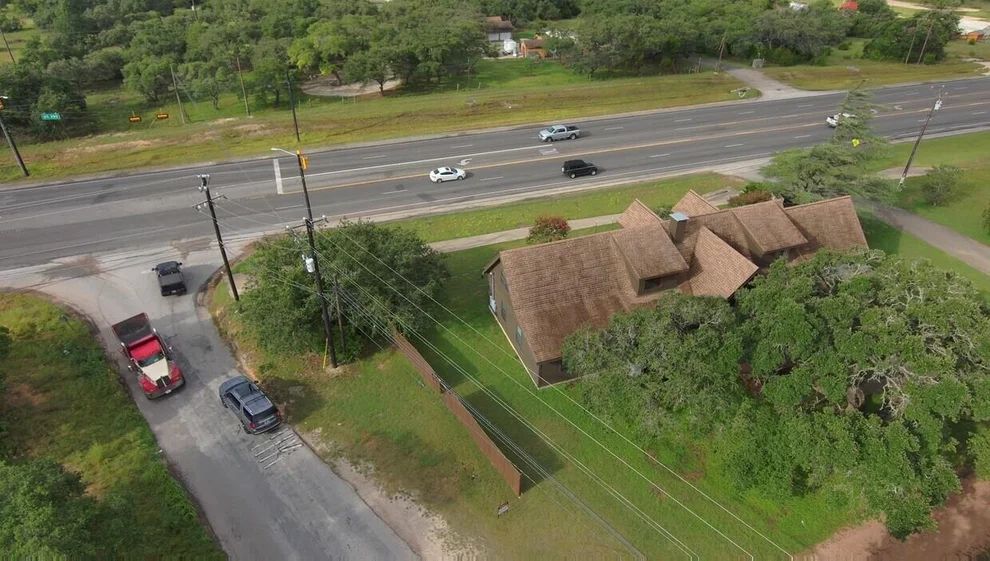 Unit for sale at 4225 E Highway 290, Dripping Springs, TX 78620