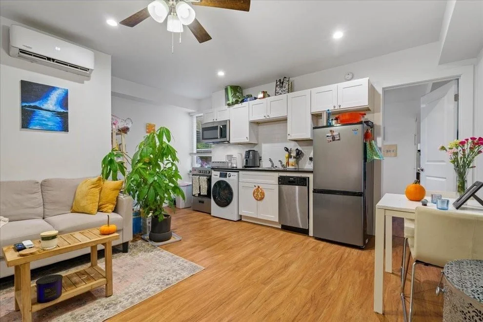 Unit for sale at 306 E 30th ST, Austin, TX 78705